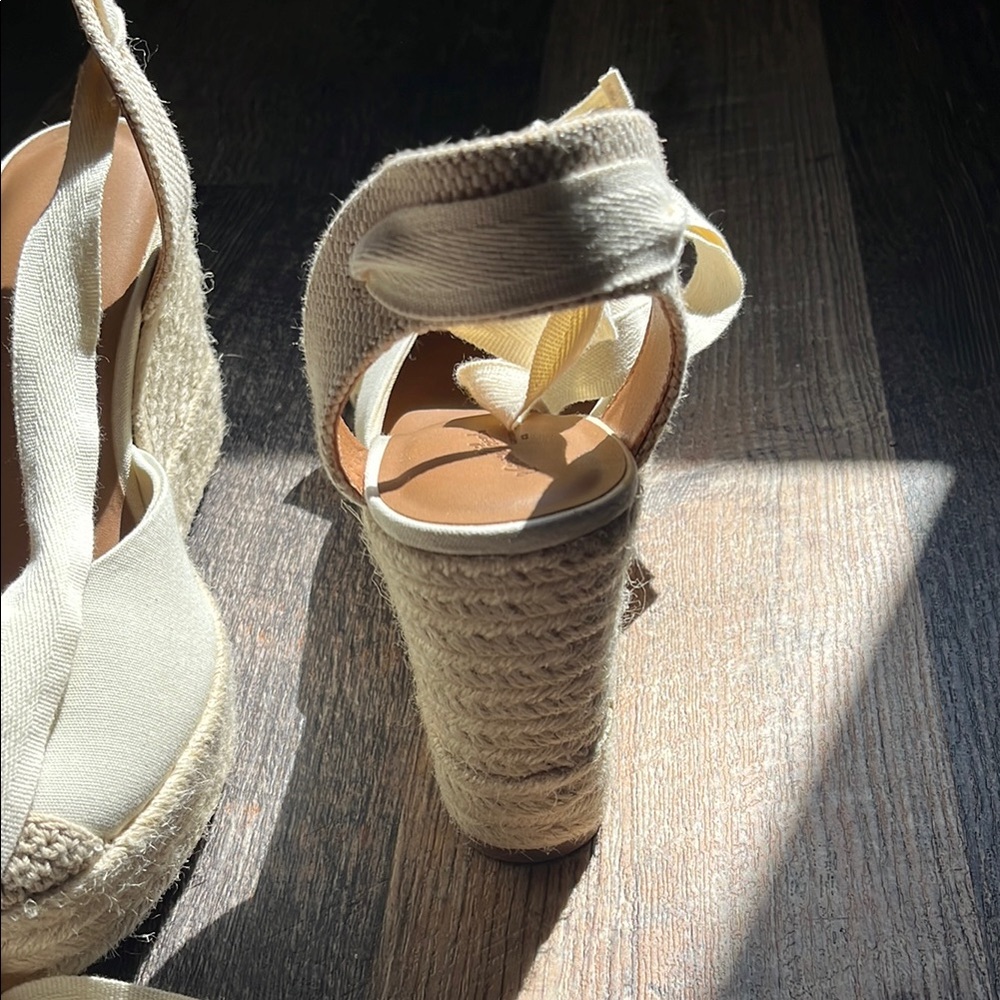 Elegant Cream Wedge Espadrilles - Picture 5 of 5